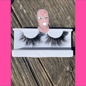 Mink eyelashes